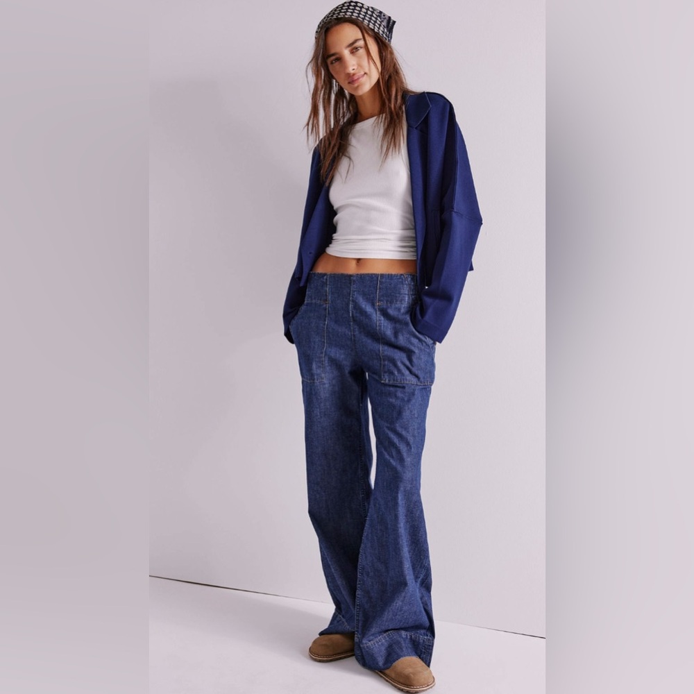 NWT We The Free denim Breezy pull-on jeans. SOLD OUT!